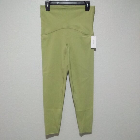 Spanx Women's Athletic Pants New w/tags - Picture 1 of 2